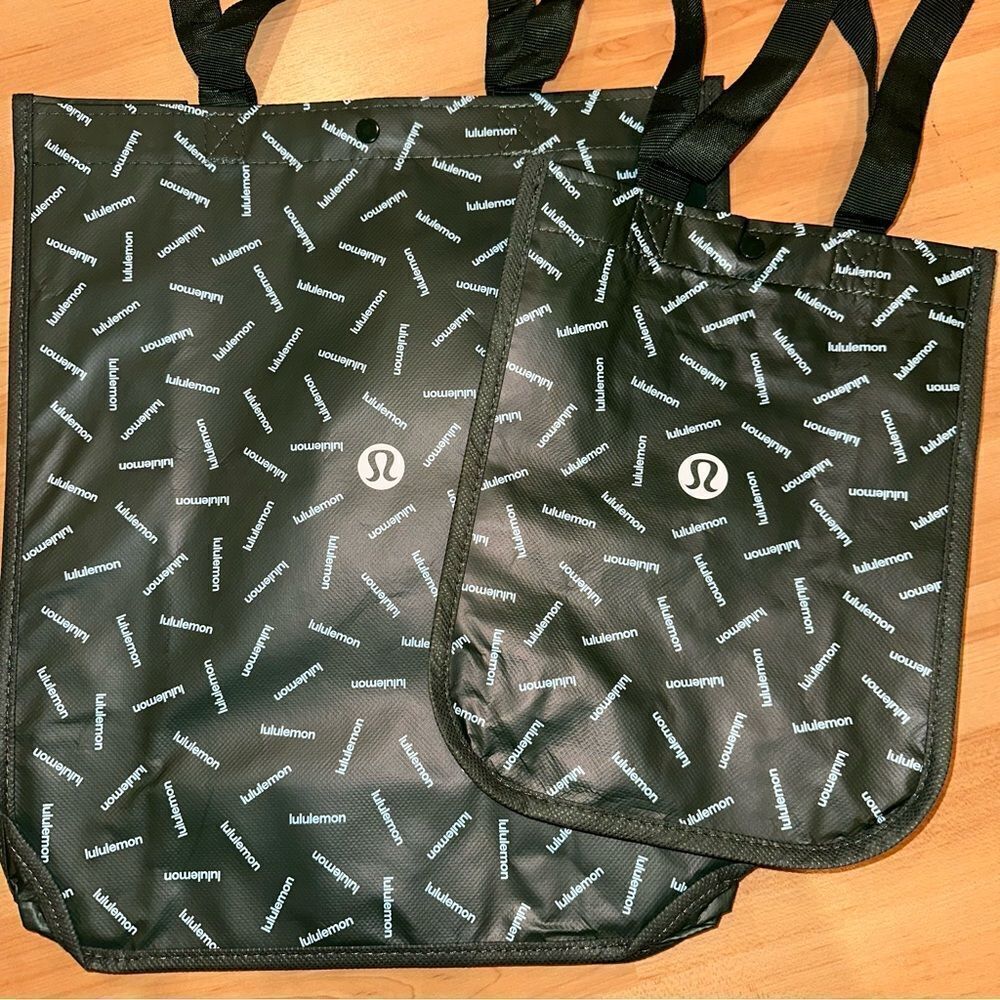 Bundle 2 Lululemon Holiday Reusable Shopping Gift Bag Totes - Green - Picture 3 of 6